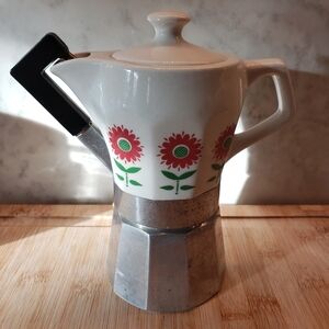 Gemelli Italian porcelain coffee maker with flower design, makes 3 espre…